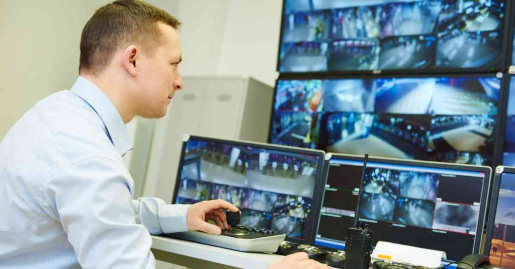 Understanding Remote Monitoring_ How Camera Security Systems Keep You Connected Camera Security Systems